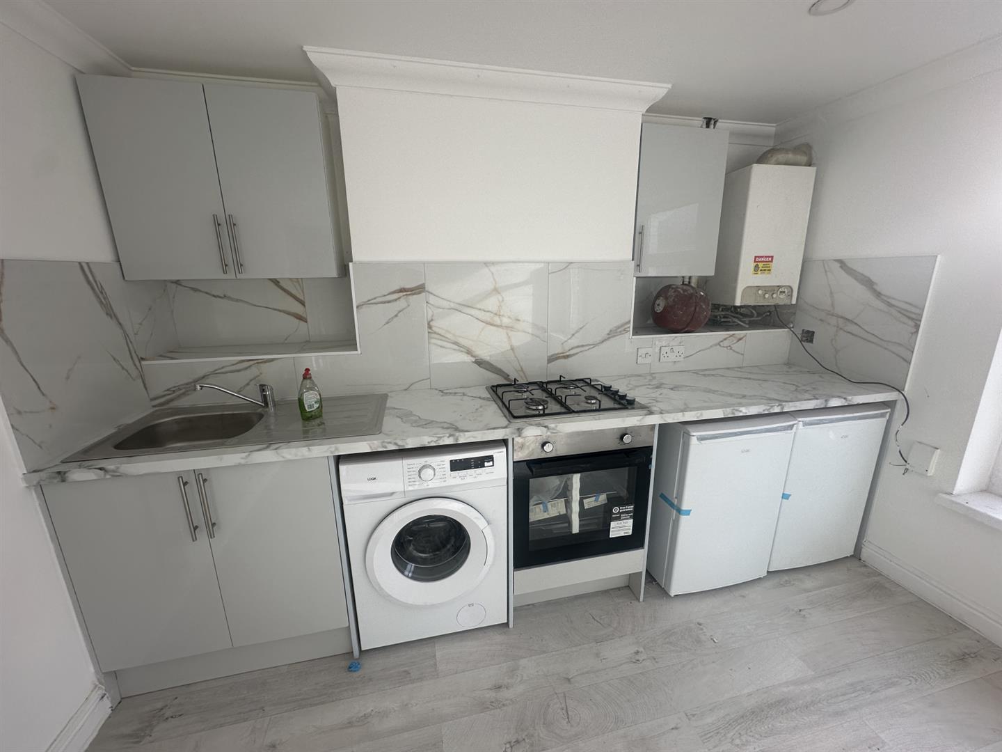 2 bed property in Mackintosh Place, Cardiff